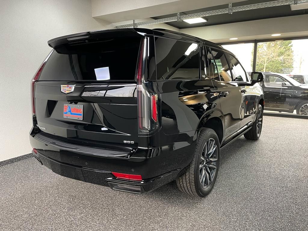 Fahrzeugabbildung Cadillac 2023 ESCALADE SPORT PLATINUM - 6.2 V8 VORFÜHRWAG