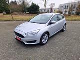 Ford Focus Lim. 1.0 Eco Boost Navi PDC Klima Tüv Insp - gebrauchte Ford Focus aus dem Jahr 2016