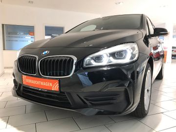 BMW Active Tourer 225xe KLIMA LED NAV PDC SHZ TEMP