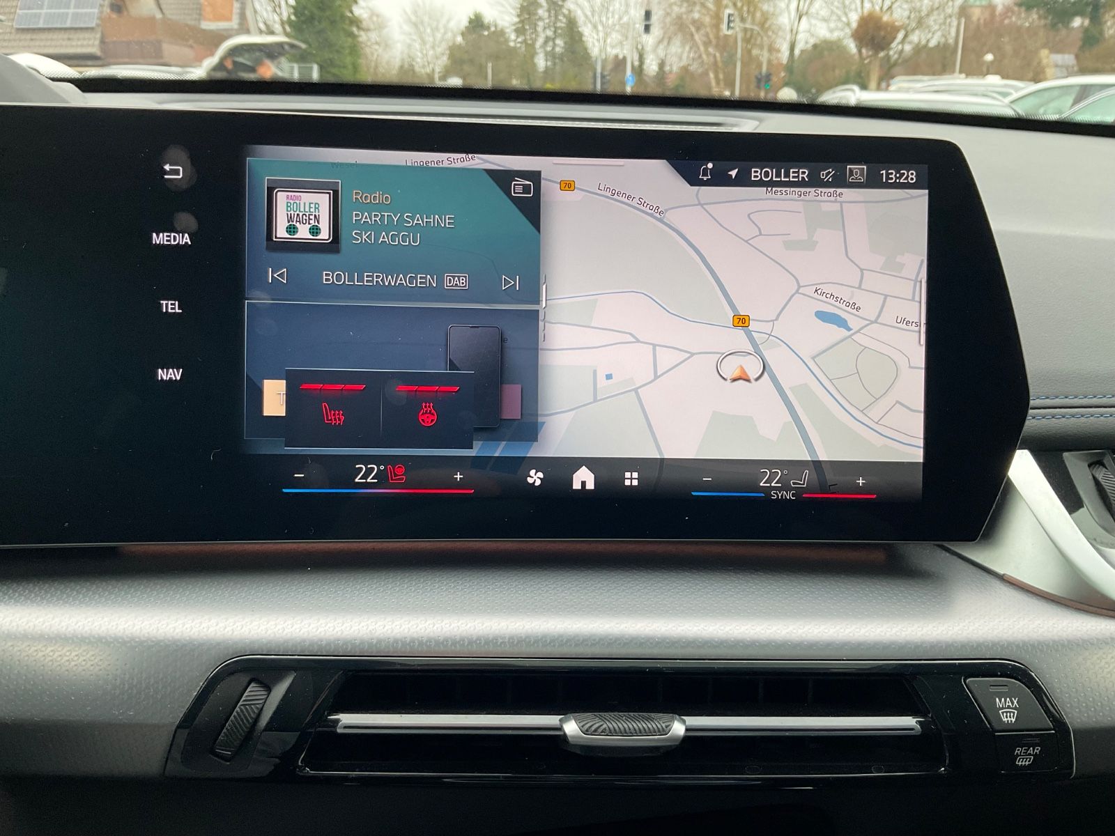 Fahrzeugabbildung BMW X1 sDrive20i,M Sport,AHK,Kamera,Navi,Panorama