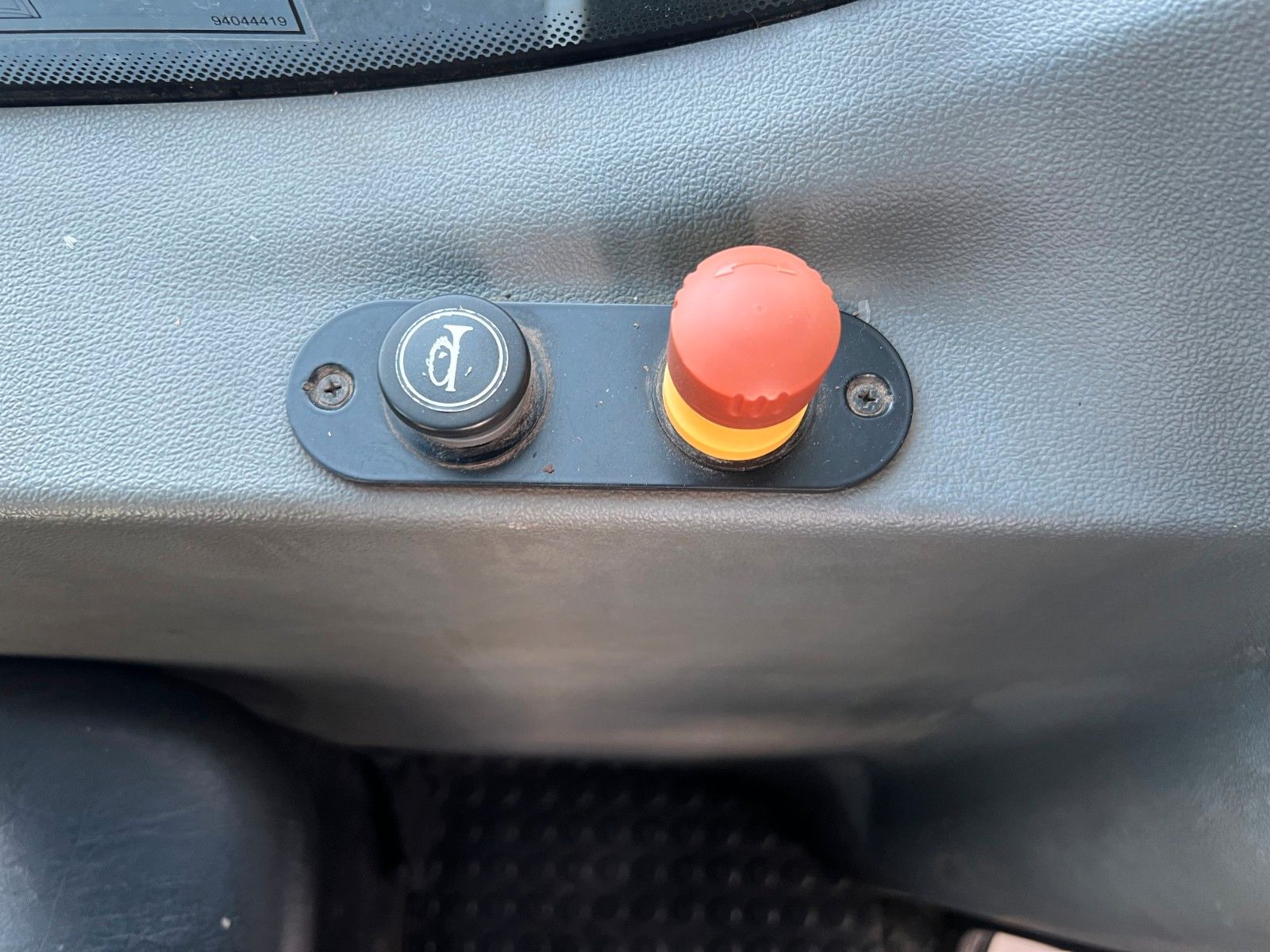 Fahrzeugabbildung Liebherr A922 Rail Litronic / 8.277h / Bahnzulassung 2030