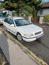 Volvo V40 Tüv 7/2027 US Model - gebrauchte Volvo V40 aus dem Jahr 1998