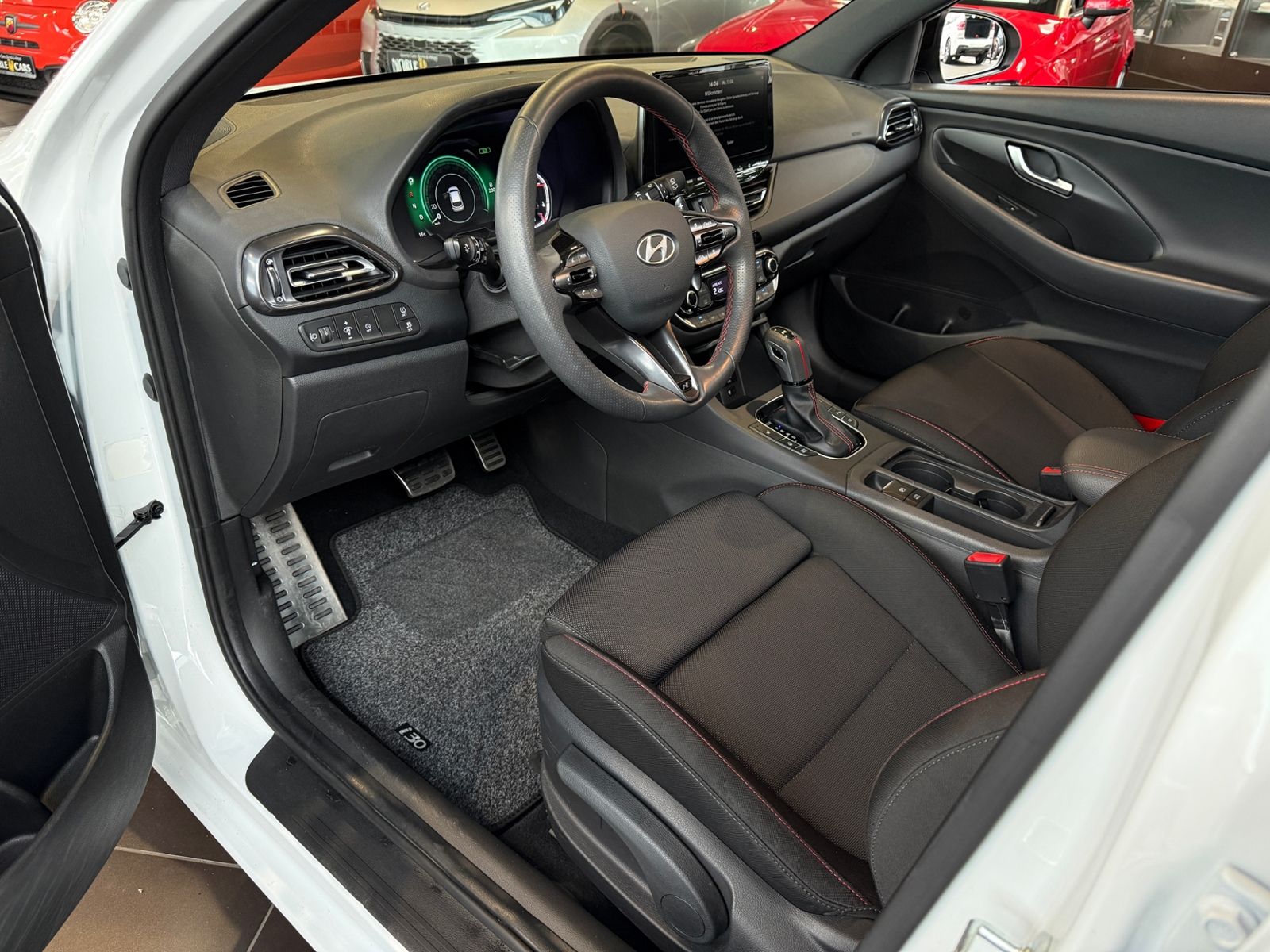 Fahrzeugabbildung Hyundai i30 N Line Mild-Hybrid PANO LED NAVI