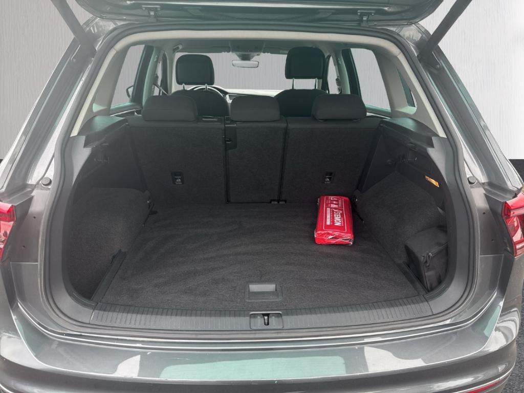 Volkswagen Tiguan 1.5 TSI Highline ACC SHZ Temp LHZ PDCv+h, миниатюра 12