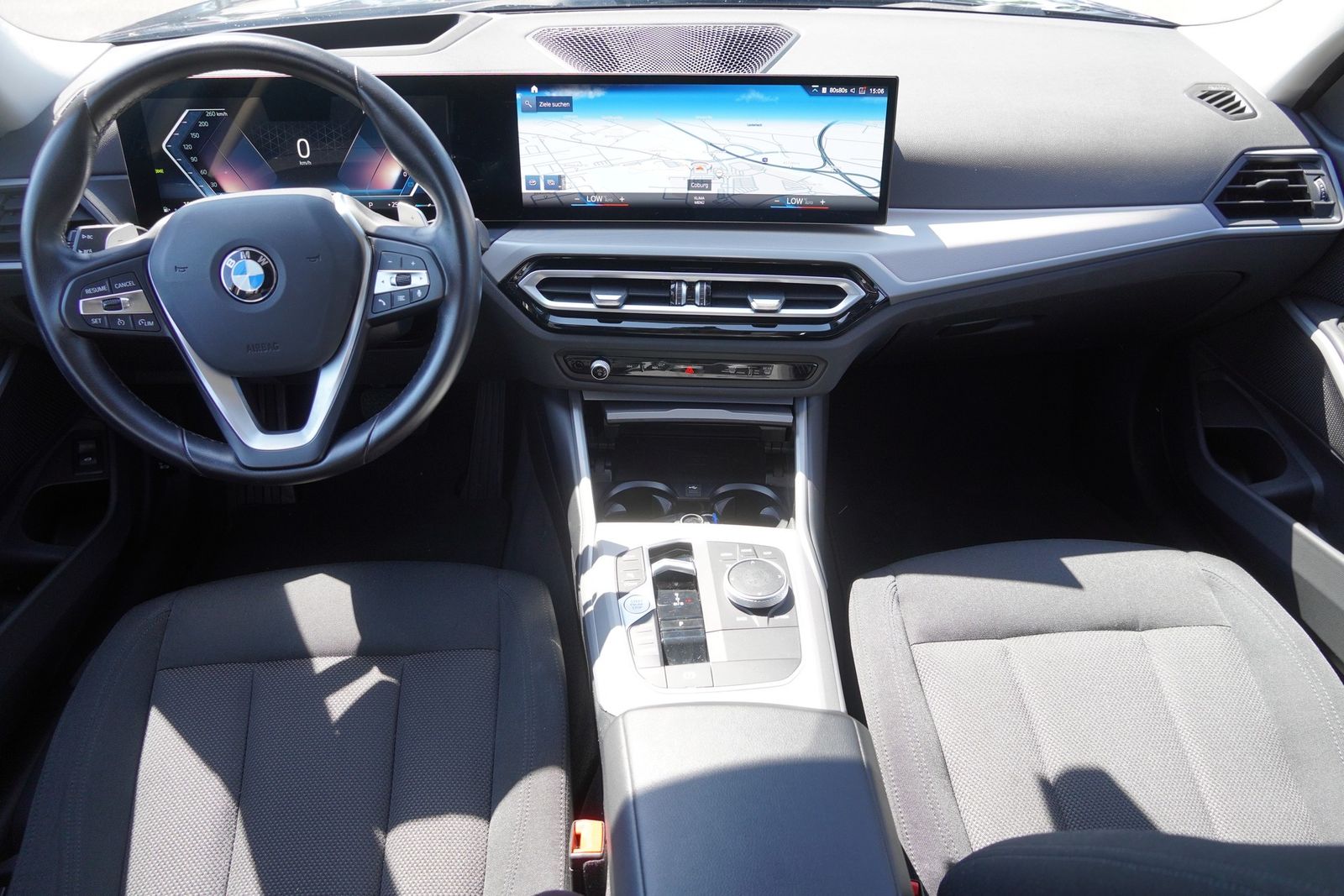 BMW 318i Touring LED Navi Tempomat Keyless Head-Up foto 11