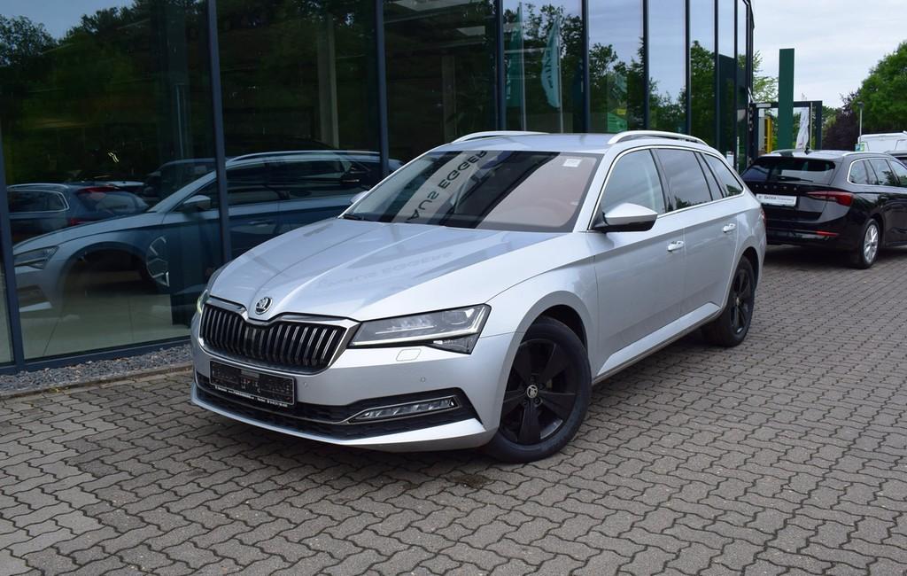 Skoda Superb Combi 2.0 TDI DSG Style *Matrix*Navi*AHK