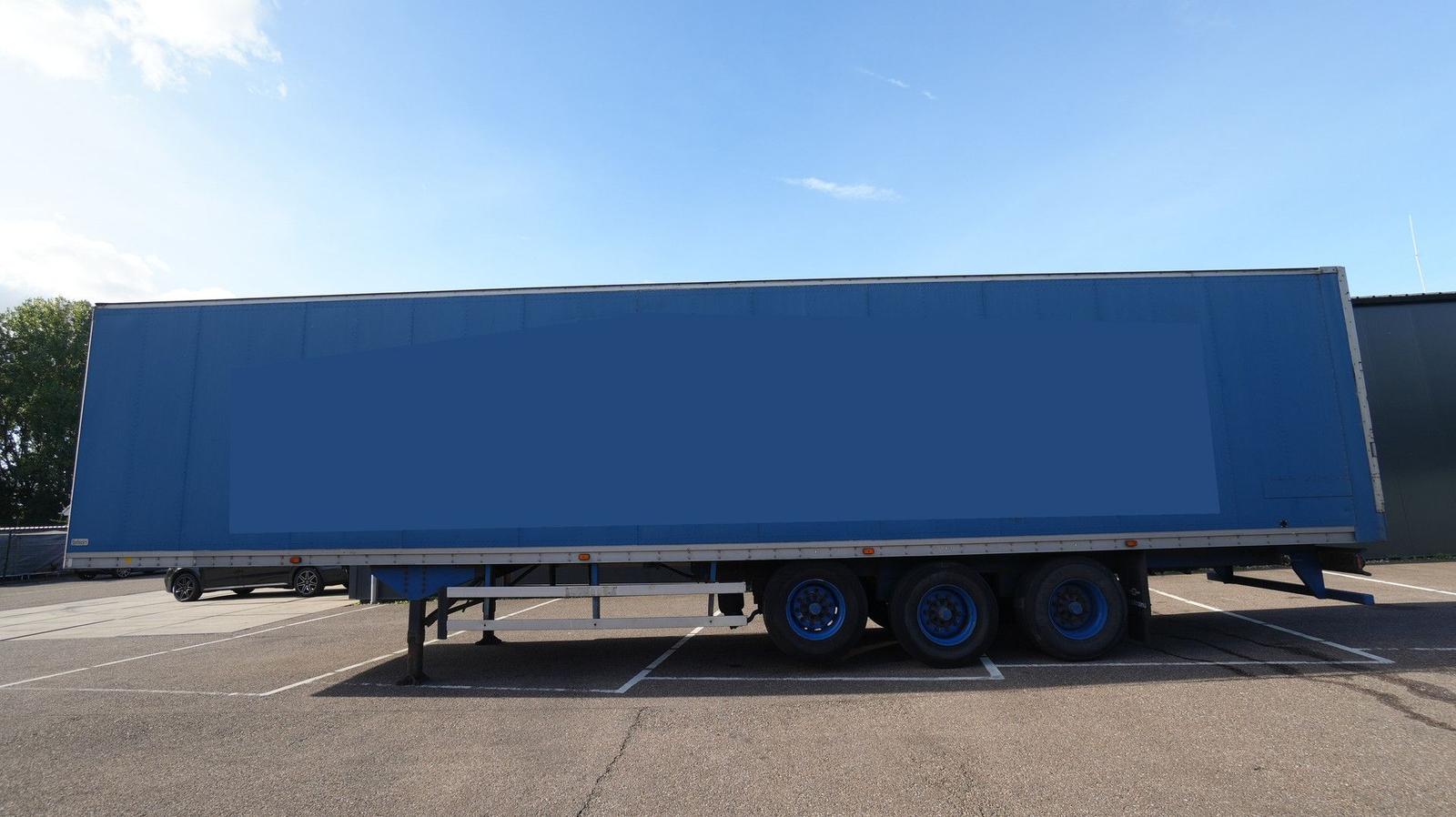 Talson 3 axle closed box trailer