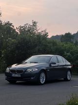 BMW 520i - Business|360*|SoftClose|StandHz|HUD|Leder - gebrauchte BMW 520 aus dem Jahr 2011