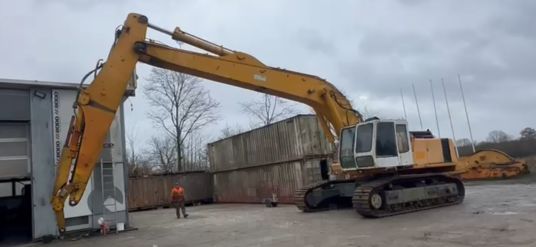 Liebherr R 964 BEW LONG REACH with Liftingcabin