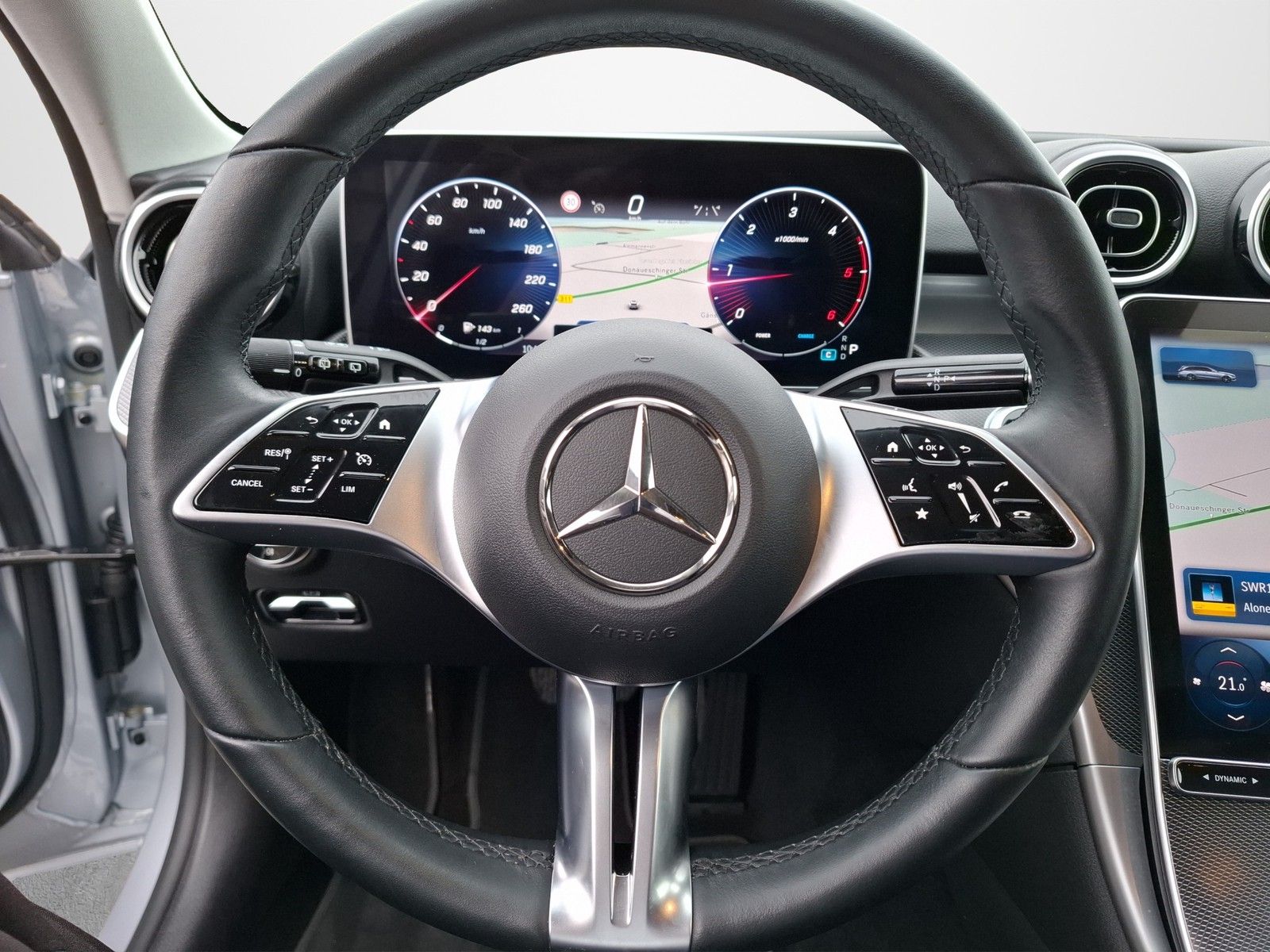 MERCEDES-BENZ C 220 d T Avantgarde AUTOMATIK / NAVI / AHK / KA - Image 11