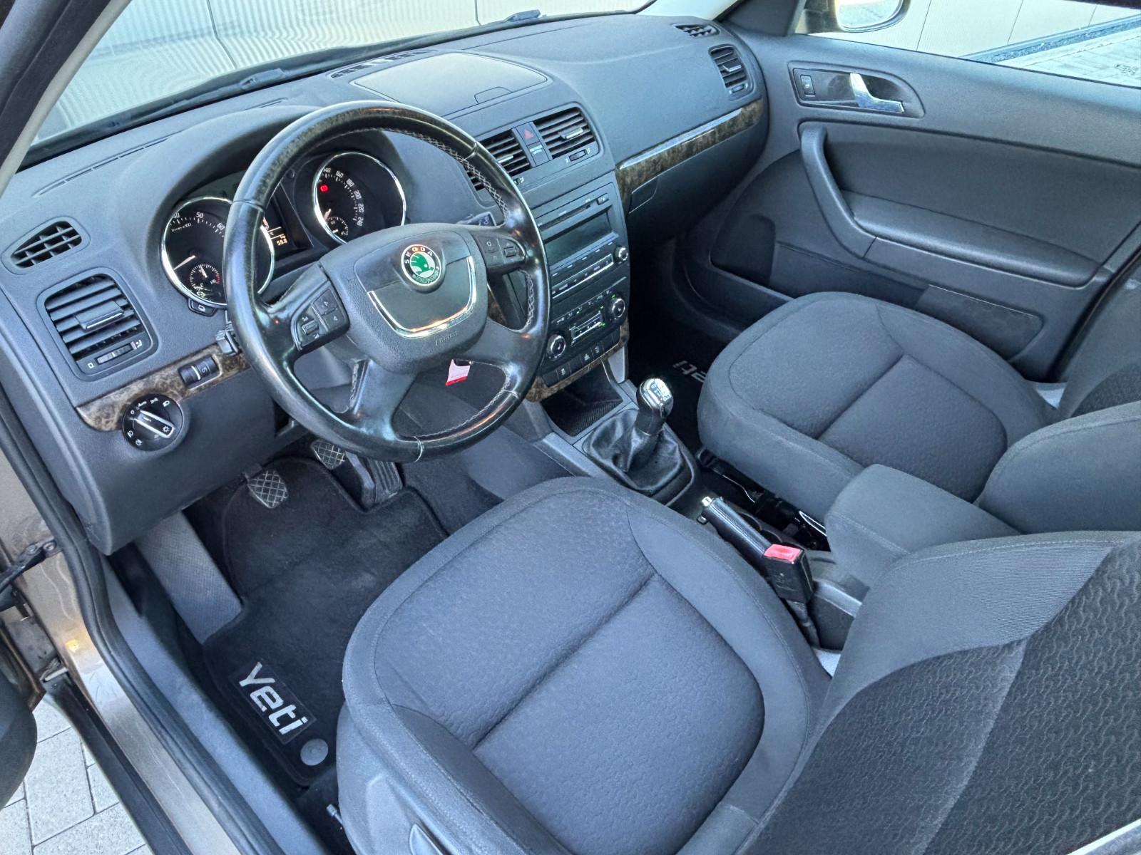 Skoda Yeti 1.8 TSI 160 ch 4x4 Experience • Xénon • Attelage • Sièges chauffants