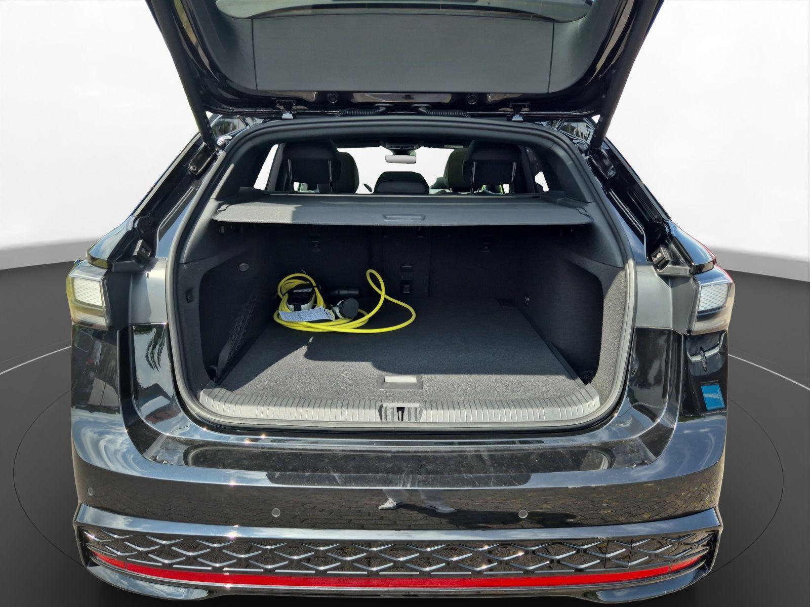Volkswagen ID.7 Tourer GTX 340ps 4Motion AHK Pano Harman Wä