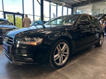 MYAUTOCENTER – Gebraucht- und Jahreswagen mit Werkstattservice in Pfaffenhofen Audi A4 Avant Attraction *BI-XENON*KLIMAAUTOM*ALLRAD*