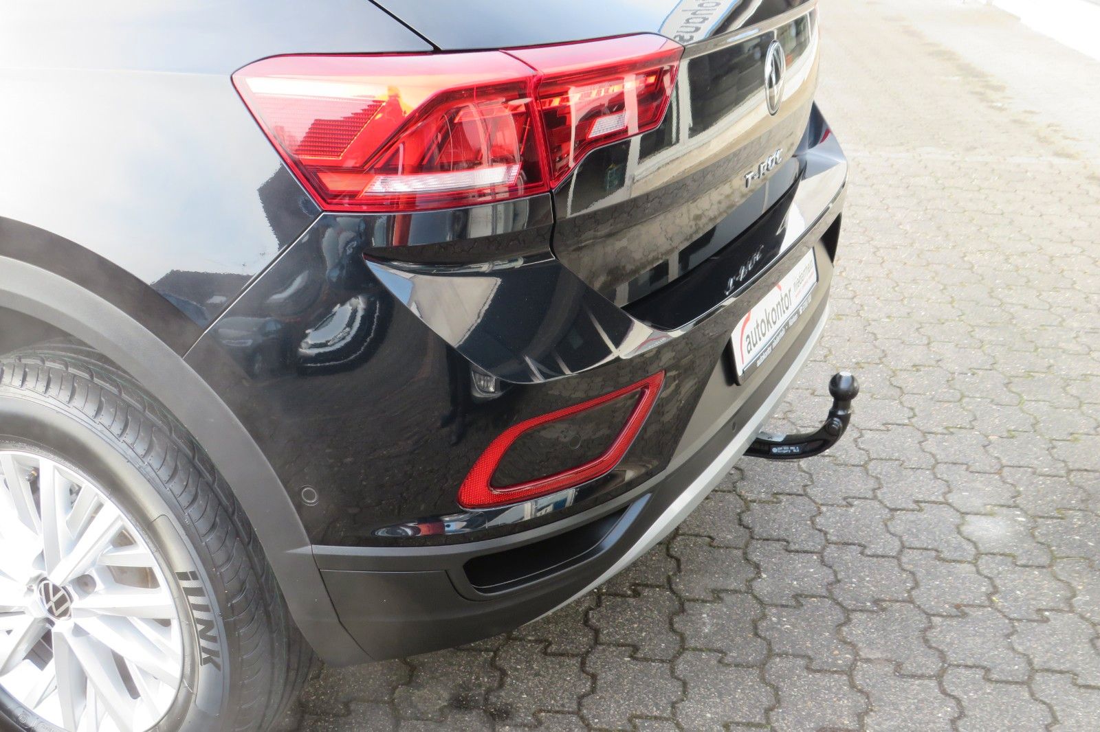 Fahrzeugabbildung Volkswagen T-Roc Life LED AHK KAMERA ACC NAVI 1.HD