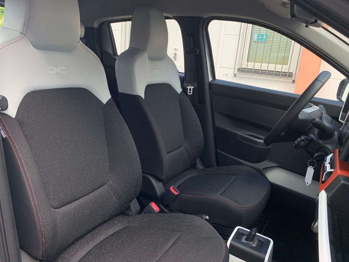 Dacia Spring - Bild 25