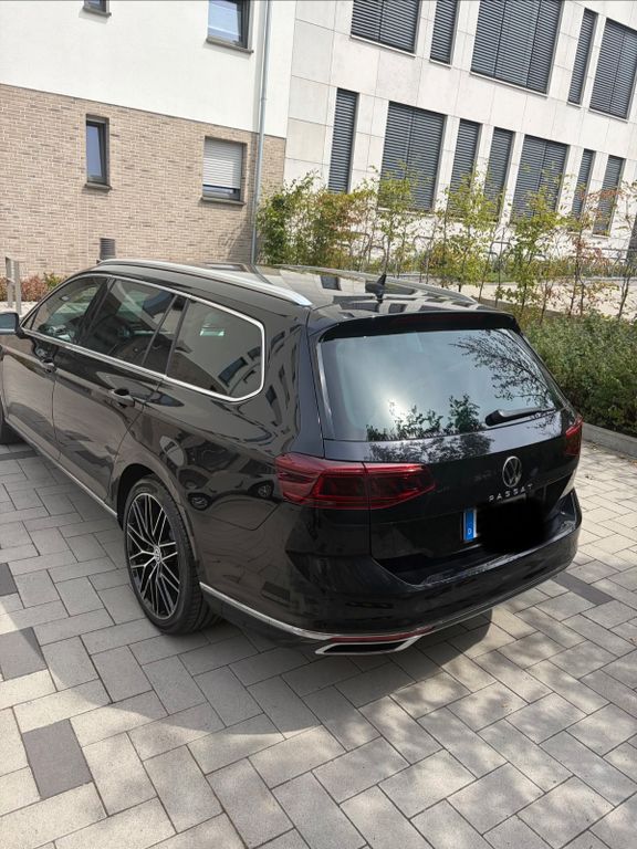 Image of Volkswagen Passat Variant