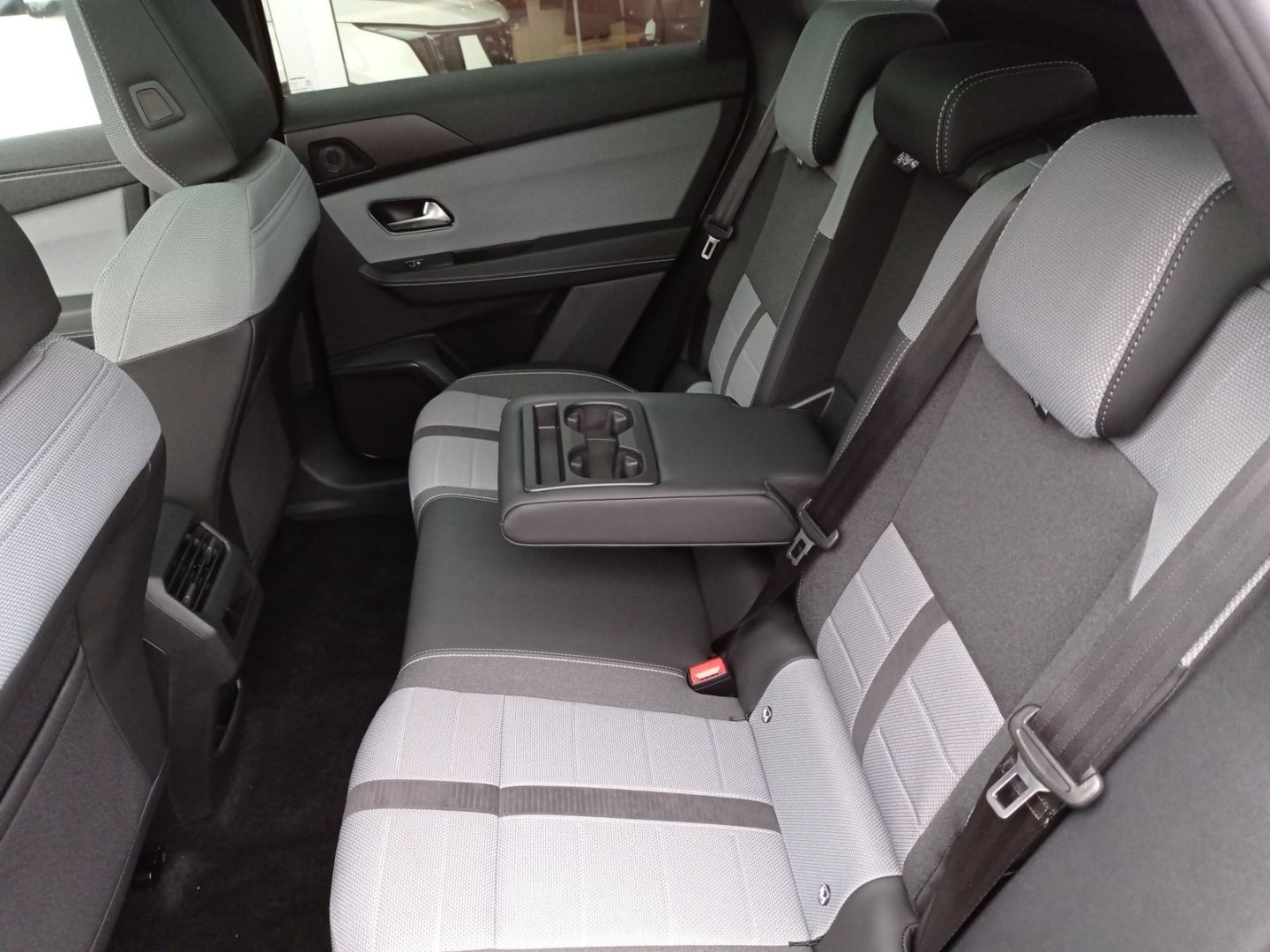 Opel Grandland (X) - Bild 21