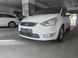 Ford Galaxy Titanium2.0*Automatik*S-Heft*a-Hänger.... - Ford Galaxy in Duisburg