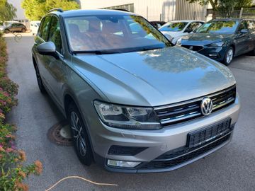 Volkswagen Tiguan - 3