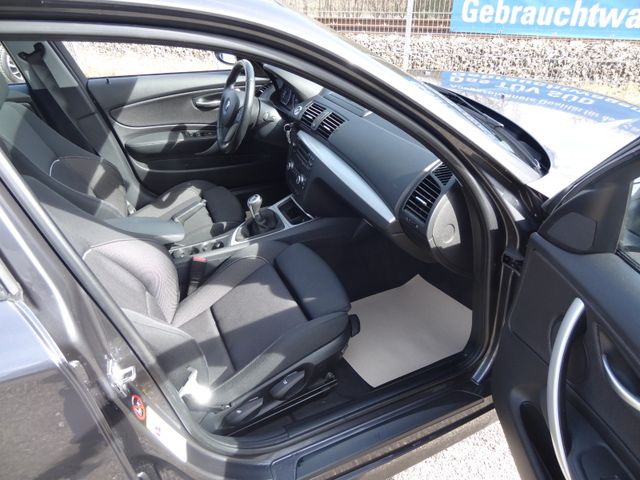 Fahrzeugabbildung BMW 120i/1.Hand/29.500km/170PS/Klima/SitzH/PDC/GSD/