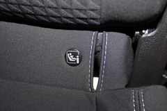 Fahrzeugabbildung Ford C-Max 1,0 EcoBoost Cool & Connect NAVI + AHK