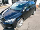Volkswagen VW Golf Plus - Volkswagen Golf Plus mit Benzin-Antrieb: Kombi, Schaltgetriebe