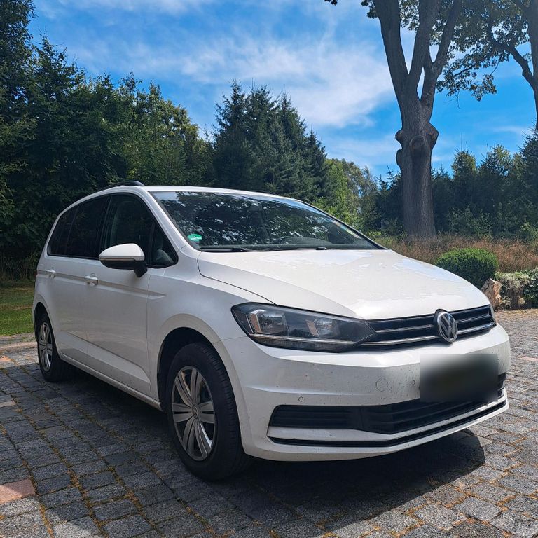 Image of Volkswagen Touran