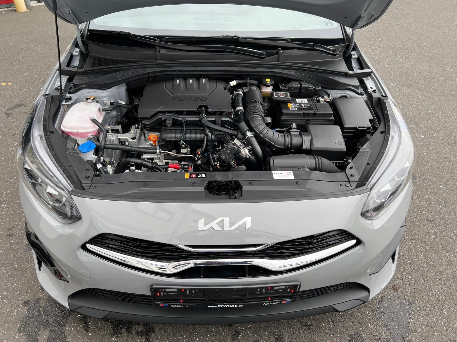 Kia cee'd SW Nightline 48V DCT