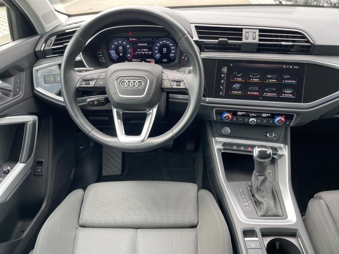 Fahrzeugabbildung Audi Q3 35 1.5 TFSI advanced Kamera,LED,Matrix,Navi