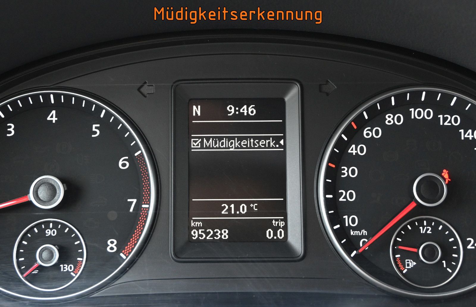 Fahrzeugabbildung Volkswagen Touran 1.2 TSI LIFE °AHK°STANDHEIZ°7-SITZE°