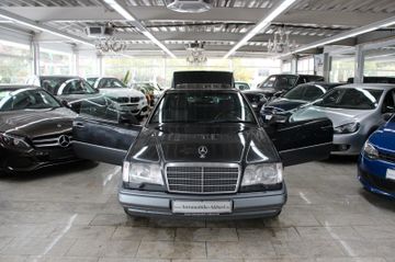 Mercedes E 320 - 8