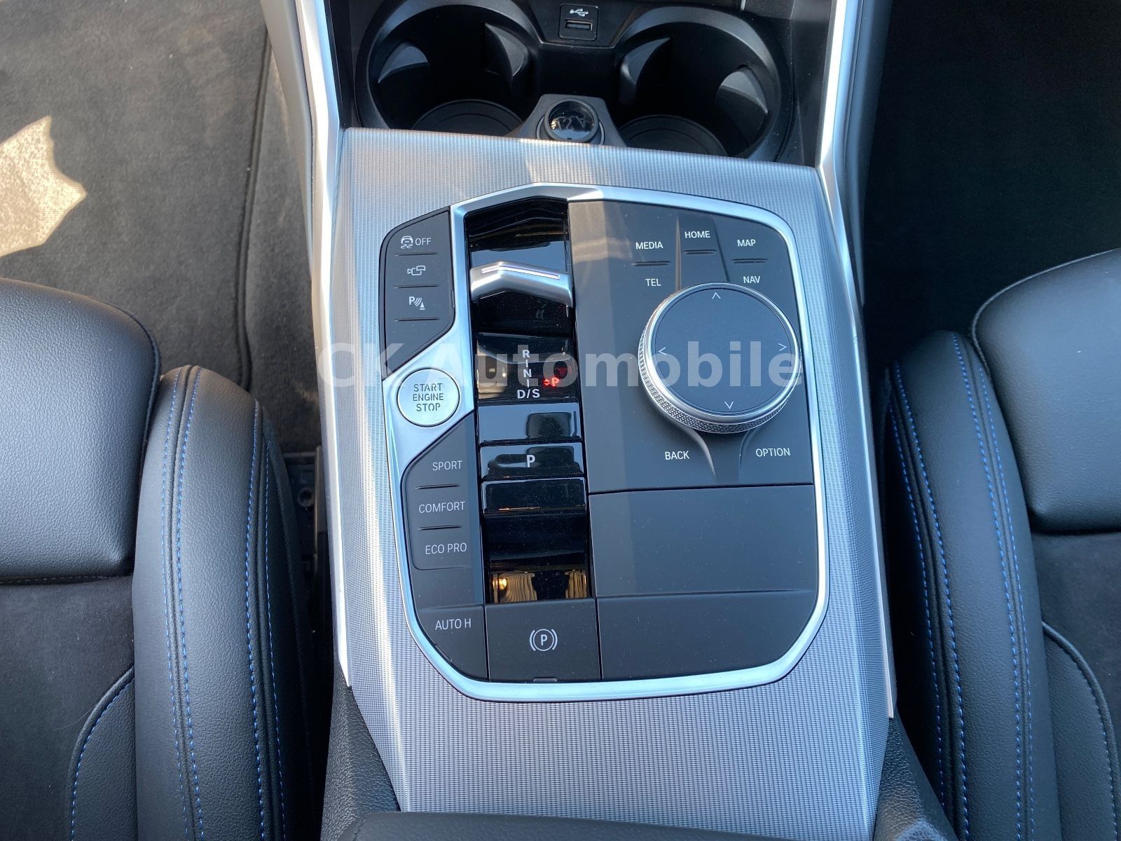 Fahrzeugabbildung BMW 320d xDrive Touring M-Sport/Navi/LED/ACC/360°Kam