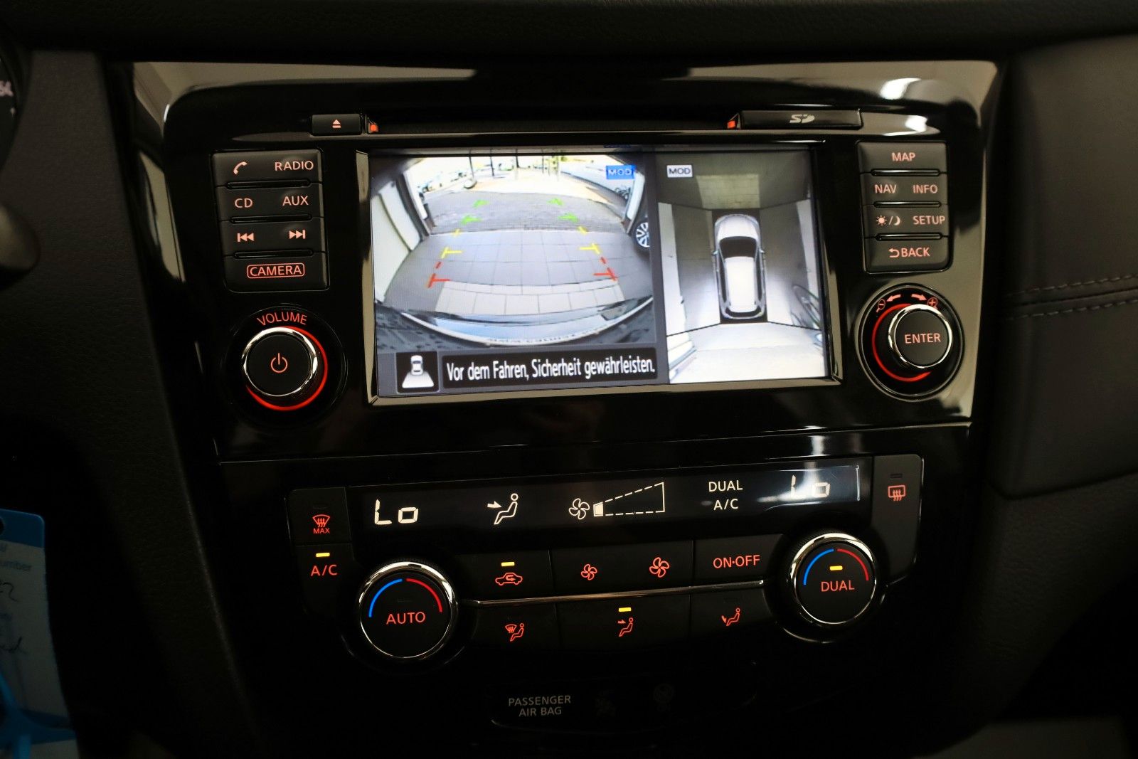 Fahrzeugabbildung Nissan X-Trail Acenta Navi,Panorama,360°Kamera,SH,SR+WR