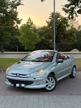 Peugeot Pegeuot 206CC Cabrio|TÜV bis 10/25 - Peugeot 206 in Braunschweig