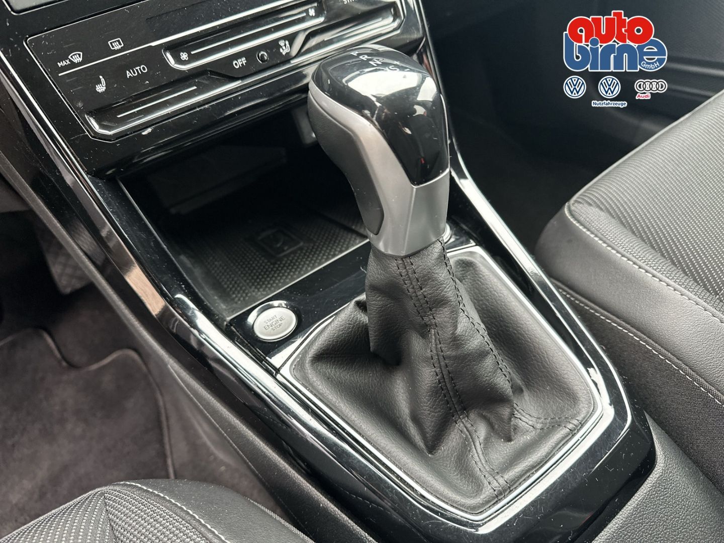 T-Cross 1.0 TSI Style DSG AHK-abnehmbar Navi Dig