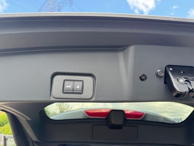 Nissan X-Trail 1.5 VC-T Mild-Hybrid Xtronic Tekna