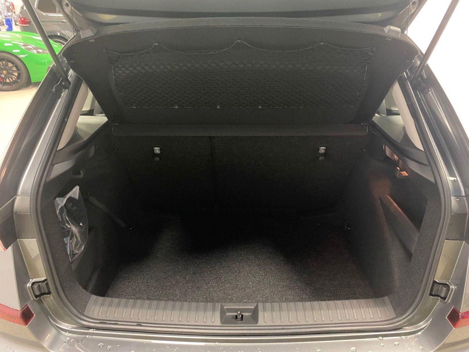 Fahrzeugabbildung SKODA Kamiq 1.0 TSI DSG Essence+GARANTIE 2031+100tKM++