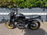 Yamaha XSR 125 Legacy Schwarz - YAMAHA XSR125 LEGACY