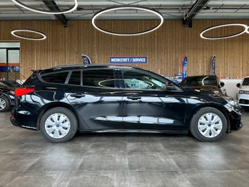 Ford Focus*ST*SpurH*Totwinkel*ACC*LED*2-Zonen*VOLL*
