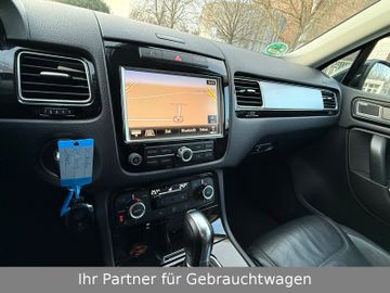 Volkswagen Touareg - 11