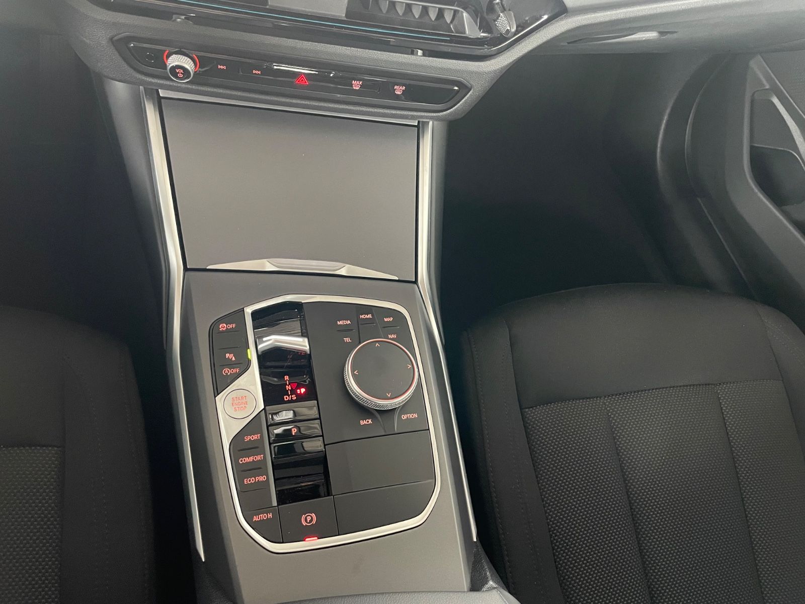 BMW 318iA 2.0 TOURING G21LCI/LC+/LED/CAM/SHZ foto 15