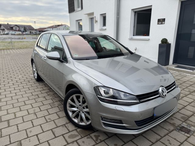 Volkswagen Golf 7 Lim. Highline*ACC*AUTOMA.*STANDHEI.*NAVI*