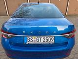 Skoda Superb 2.0 TSI 140kW DSG L&K - Skoda Superb: 140