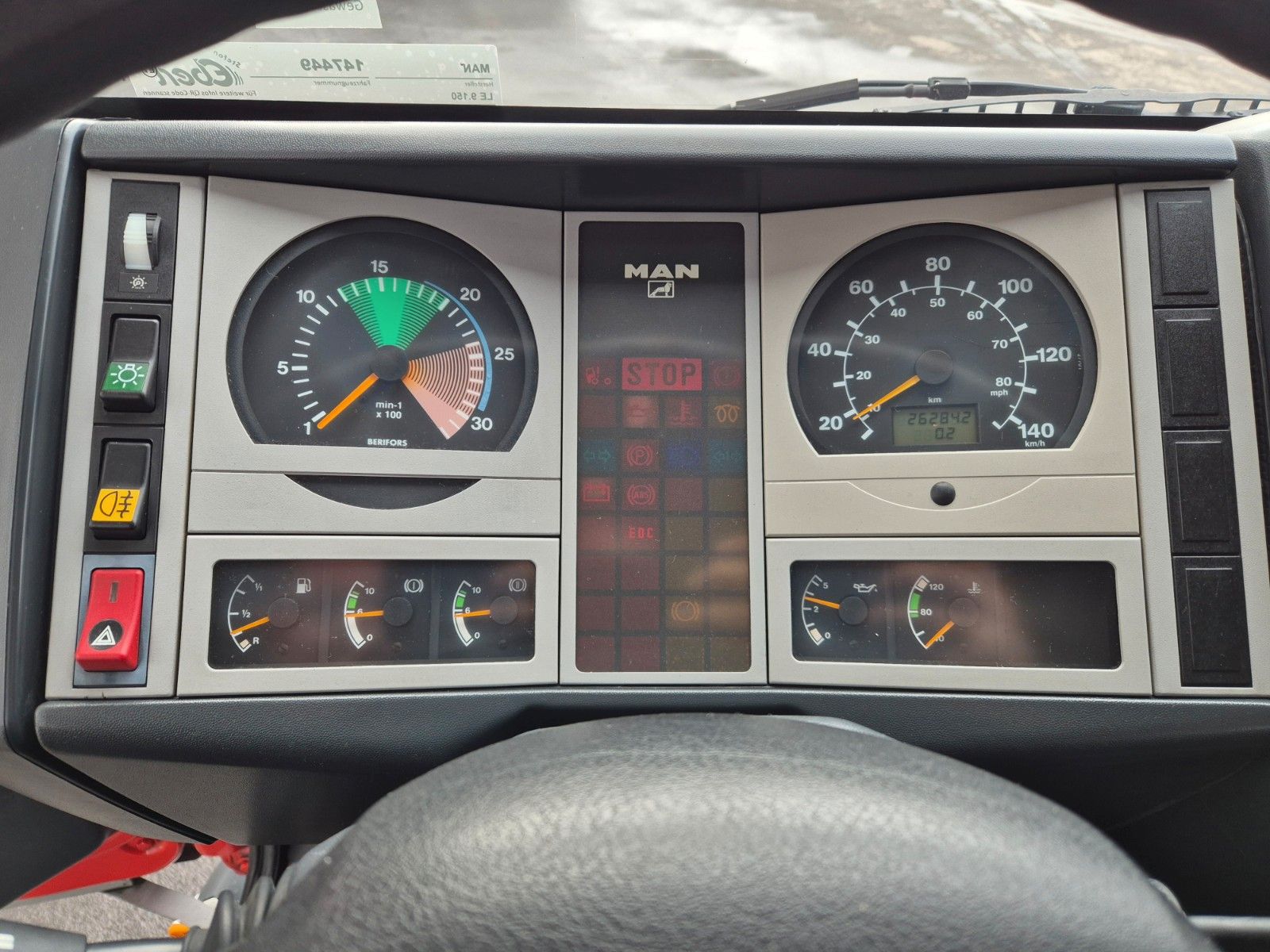 Fahrzeugabbildung MAN LE 9.150 Feuerwehr Schmitz GW-6 Gerätewagen