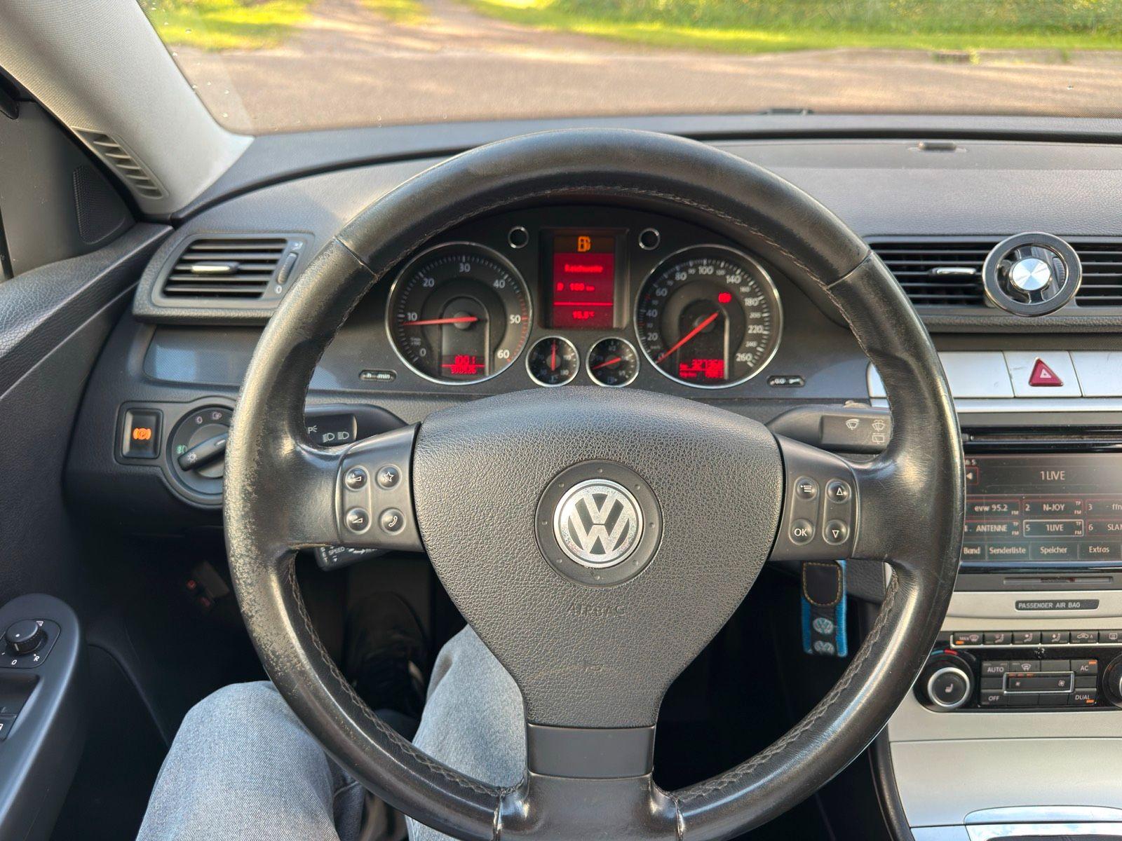 Volkswagen Passat 2006 — photo 12