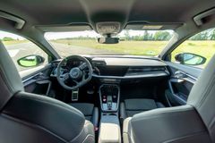 Fahrzeugabbildung Audi RS3 Limousine qu MATRIX KERAMIK DYNAMIK+ RS-AGA