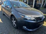 Toyota Avensis Kombi Life - gebrauchte Toyota Avensis aus dem Jahr 2012
