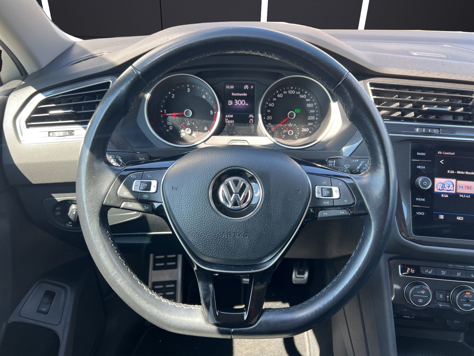 Fahrzeugabbildung Volkswagen Tiguan Allspace TDI Highline 4M DSG LED  ACC DCC
