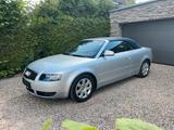 Audi A4 Cabriolet 2,4 V6 Erstbesitz Liebha... - gebrauchte Audi A4 aus dem Jahr 2003