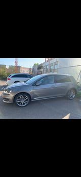 Volkswagen Golf 1.4 TSI 92kW BMT KeylXenonDynaudioPDCAlarm - Volkswagen Golf: 1.9